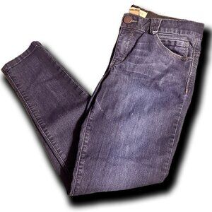 Democracy "Ab" solution Booty Lift Jeans